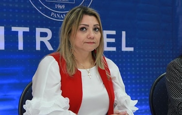 Ministra Zapata asegura que asumirá ‘responsabilidades’ por su participación en reunión del PRD que violó cuarentena