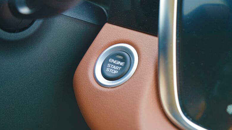 Nueva SUV Geely Azkarra con tecnología híbrida ligera y un diseño excepcional