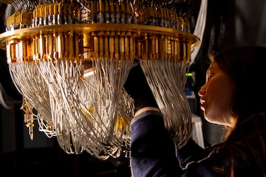 Willow, el nuevo chip cuántico de Google con una potencia de cálculo ‘extraordinaria’