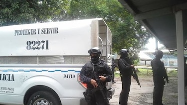 Investigan muerte de policía hallado amordazado en Horconcitos