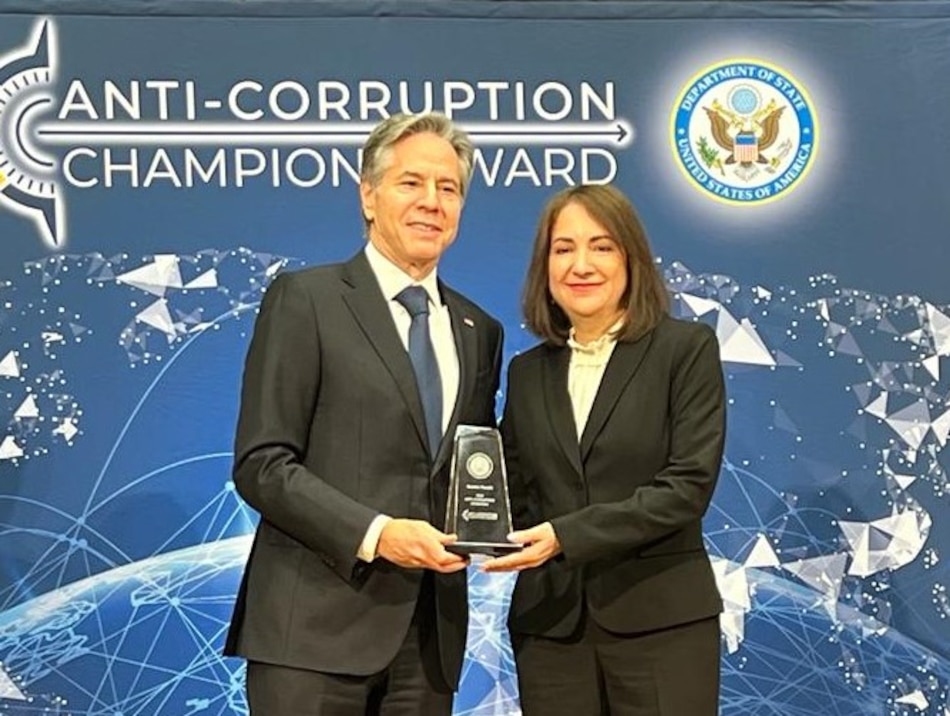 Estados Unidos premia a Annette Planells por su labor anticorrupción
