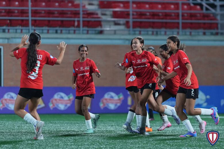 Copa Talento: Fighting Owls, Eagles, Lions y Mustangs clasificaron a semifinales