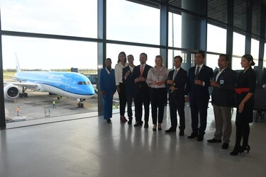 Air France y KLM comienzan a operar y chequear pasajeros en la T2