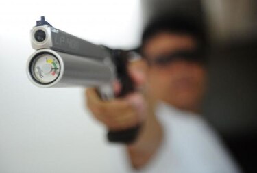 Nuevo ministro de Seguridad de Panamá prorroga prohibición de importar armas