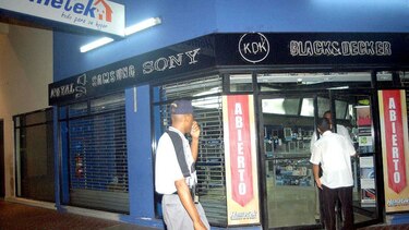 Cierran las tiendas Hometek, una de las empresas ligadas a Nidal Waked