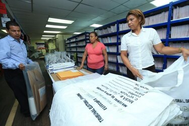 Tribunal pide a santeños que confíen en su labor y salgan a votar el domingo