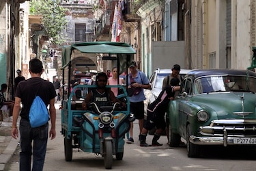 Cuba abre las puertas al capitalismo, aprueba en tiempo récord su mayor paquete de reformas económicas en al menos 15 años 