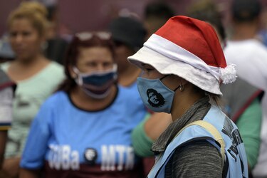 Argentina registra casi 34,000 contagios de Covid-19 en un día