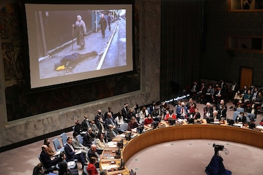 Zelenski urge al mundo a actuar para frenar la guerra de Rusia contra Ucrania