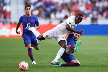 Estados Unidos elimina a Canadá en los penaltis y se medirá con Panamá en las semifinales