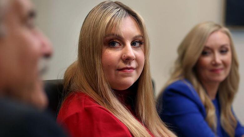 Estados Unidos: un jurado otorga una indemnización de $10 millones a la profesora a la que le disparó un alumno de 6 años