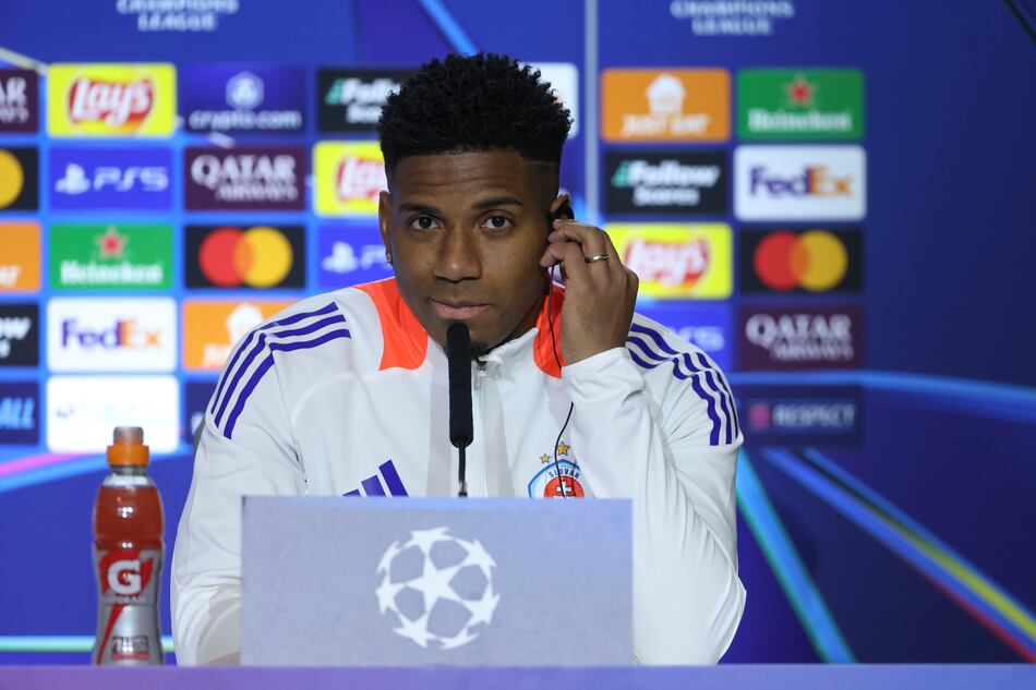 El panameño César Blackman destaca la categoría del Atlético y elogia la calidad de Antoine Griezmann