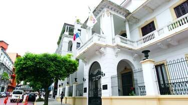 La mansión de la Puerta de Tierra