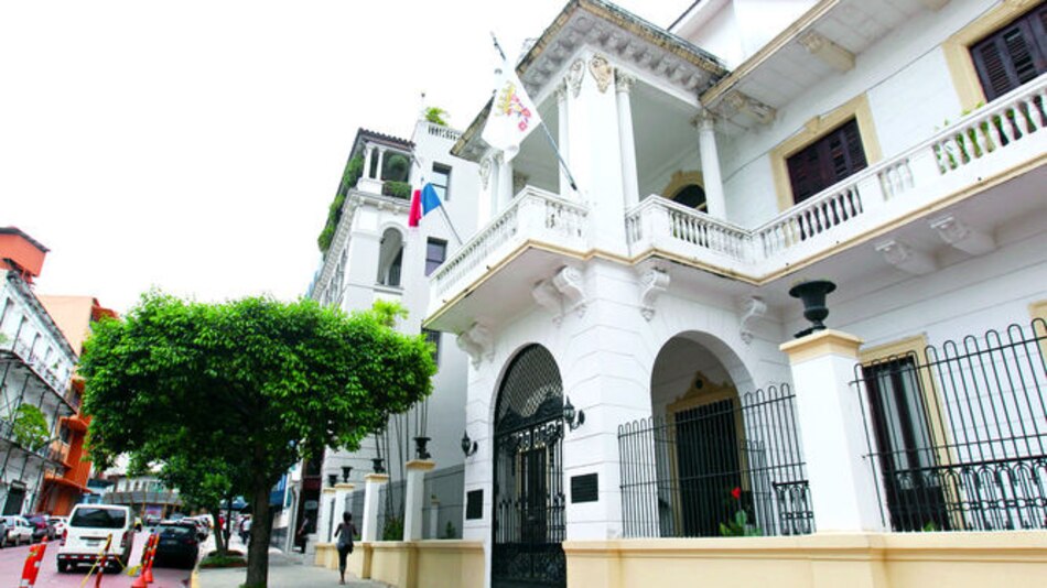 La mansión de la Puerta de Tierra