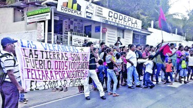 Precaristas insisten en el reclamo de tierras