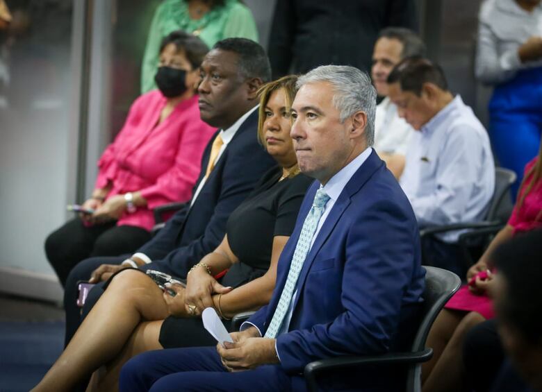 Asamblea instala comisiones; Robinson mantiene su reinado en Presupuesto y su brazo en Credenciales