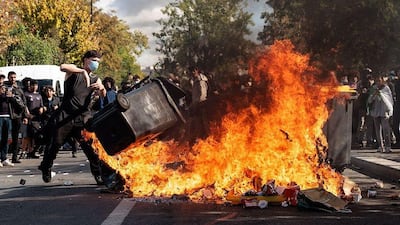 Las violentas protestas estudiantiles en Francia que han dejado más de 1,000 escuelas afectadas y cientos de detenidos