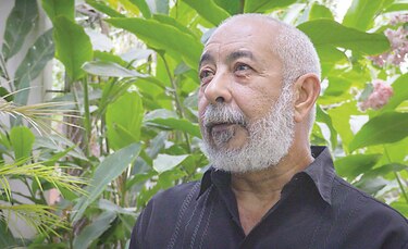 El hombre es ‘el coronavirus del mundo’, dice el novelista Padura