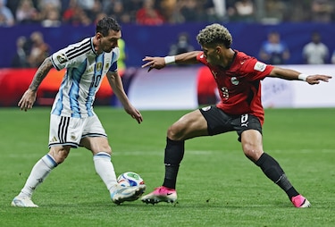Egipto se mantiene arriba en el marcador tras penal fallado por Messi