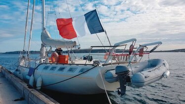 Rumbo a la JMJ de Panamá en un velero