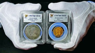 Puja por colección de monedas antiguas de EU