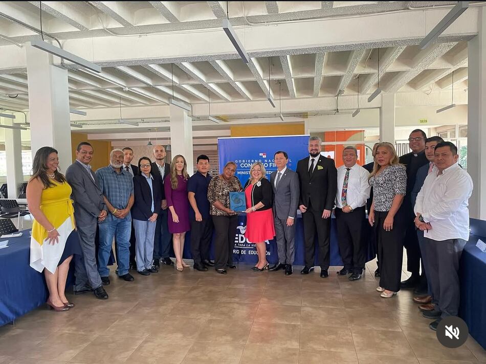 Meduca se reúne por primera vez con el Copeme tras 10 meses de gestión