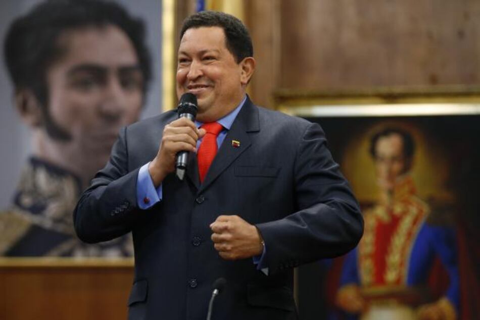 Chávez supera 55% de los votos y amplía diferencia