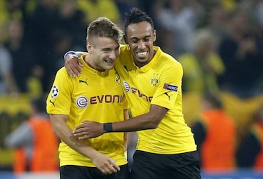 El Dortmund aprovecha su condición de local y derrota 2-0 a Arsenal