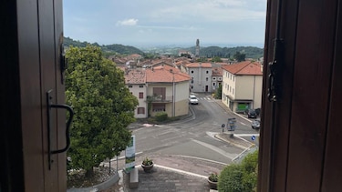 “Sin niños, el pueblo morirá”: Fregona, el municipio cercano a Venecia que simboliza la grave crisis por la baja natalidad en Italia