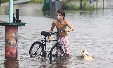 Hermine se acerca a la costa noroccidental de Florida