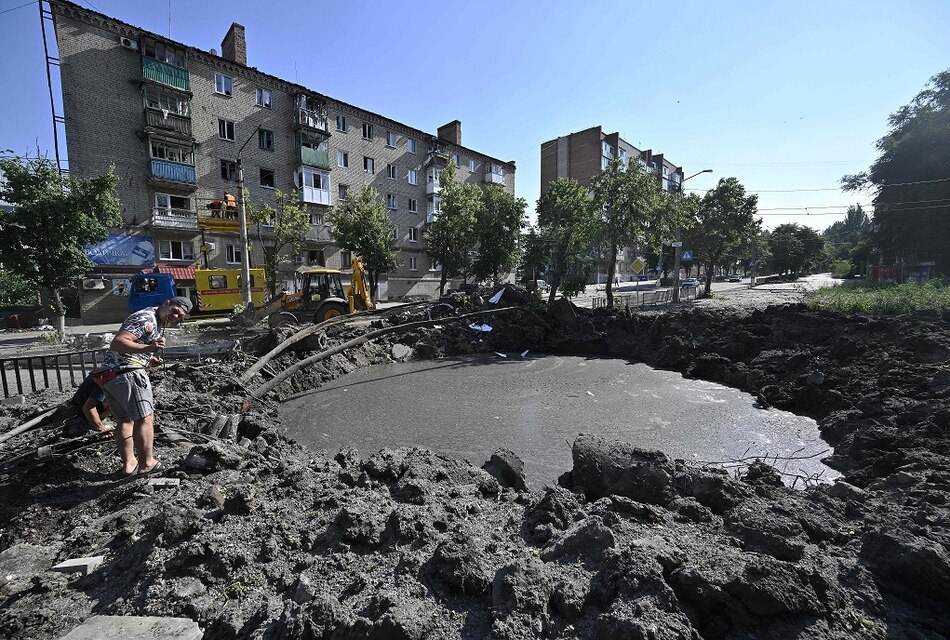 Presidente ucraniano acusa a Rusia de ‘terrorismo’ por ataque con misiles que dejó 21 muertos