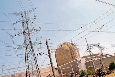 Precio de la electricidad en España registra disminución