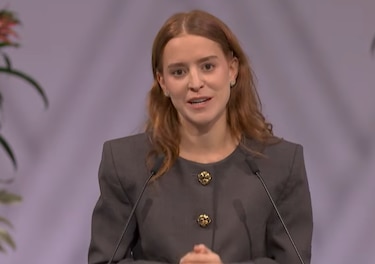 Hija de María Corina Machado recibe el Premio Nobel de la Paz dedicado a todos los venezolanos