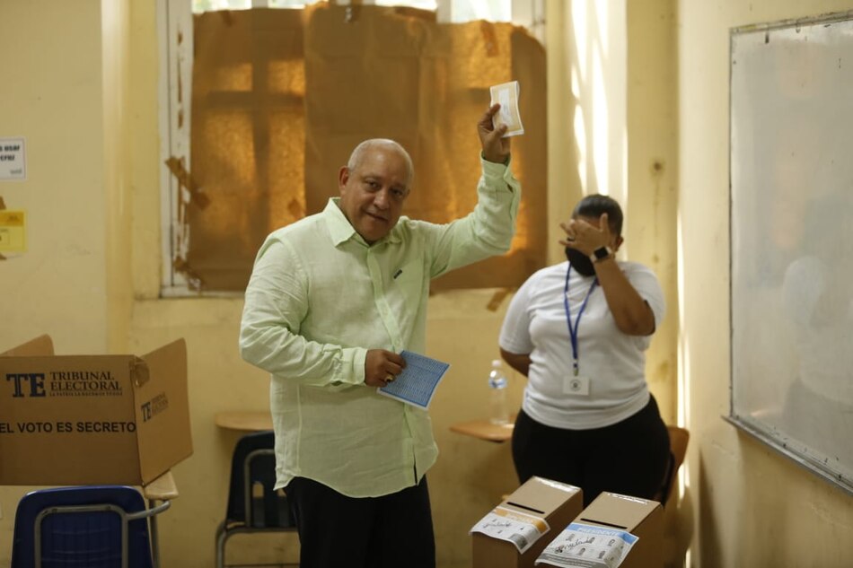 Crispiano Adames seguirá la línea del PRD y respaldará a Jaime Vargas para que presida la Asamblea