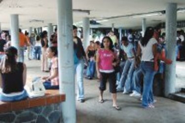 Pruebas de ingreso a la UTP por debajo de los promedios