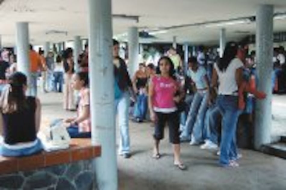 Pruebas de ingreso a la UTP por debajo de los promedios