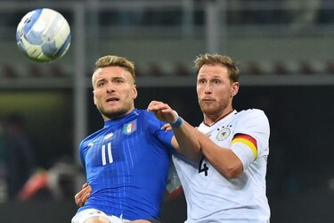 Italia y Alemania aburren con empate sin goles