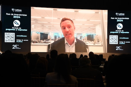 Fitch ve bastante difícil que Panamá recupere el grado de inversión en corto plazo