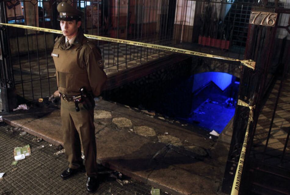 Mueren tres jóvenes en una discoteca durante concierto de punk en Chile