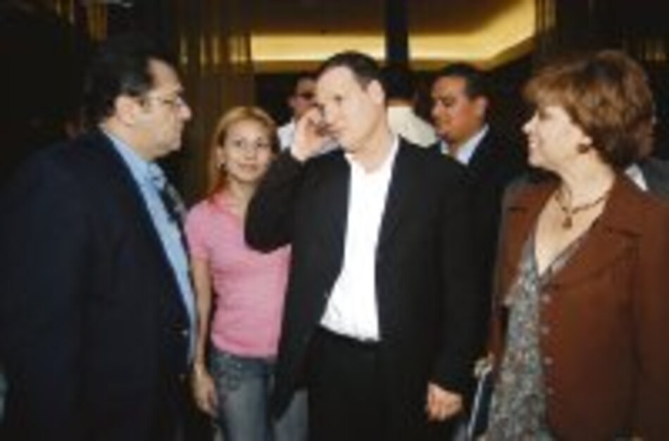 EU mantiene llamamiento a juicio contra Pedro M. González