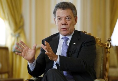Santos quiere sacar a FARC de lista terrorista