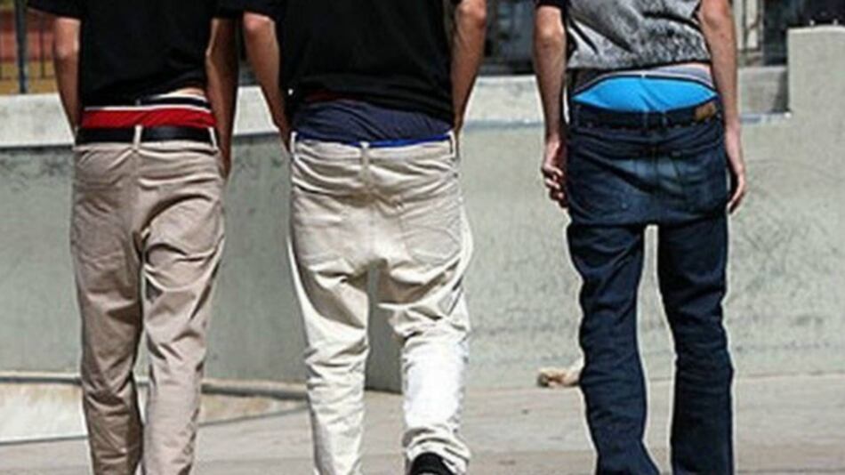 Poblado de Carolina del Sur prohíbe pantalones a media cadera