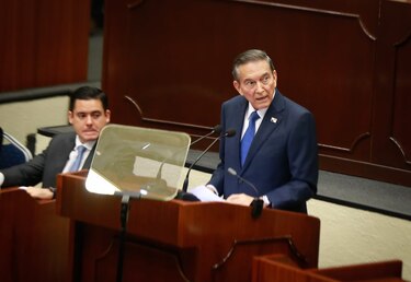 El expresidente Laurentino Cortizo solicita ser juramentado como diputado del Parlacen