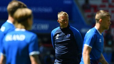 Técnico de Islandia asegura no tener 'una fórmula mágica' para frenar a Messi