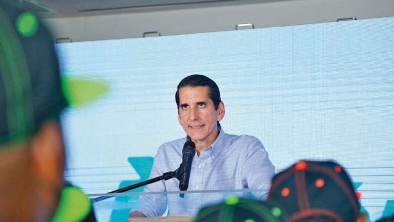 Roux toma la bandera de CD con un partido debilitado