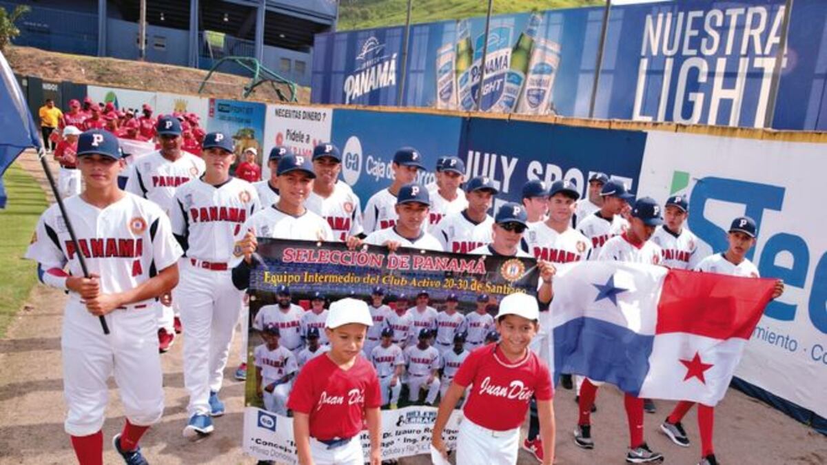 Panamá A remonta y vence a Venezuela