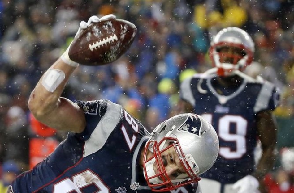 NFL investiga a Patriots por balones desinflados