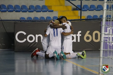 Panamá se estrena con una contundente victoria en el Premundial de Futsal