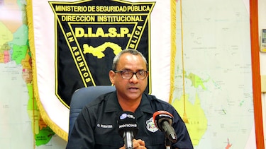 Decomisan armas en agencias de seguridad