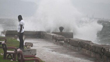 Por qué el lento desplazamiento del huracán Melissa lo hace tan peligroso